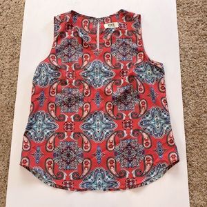 Coral print tank top. Size M.